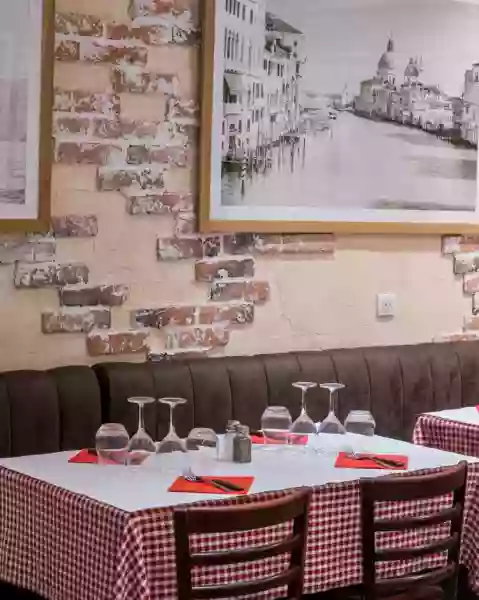 Le restaurant - La Trattoria Monticelli - Marseille - Restaurant Marseille 8eme